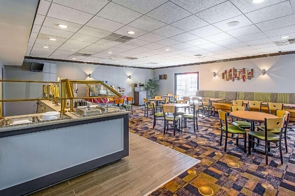 Clarion Inn Columbia Airport image 11