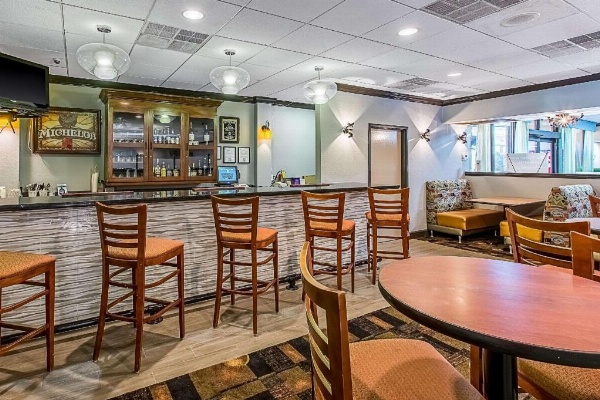 Clarion Inn Columbia Airport image 12